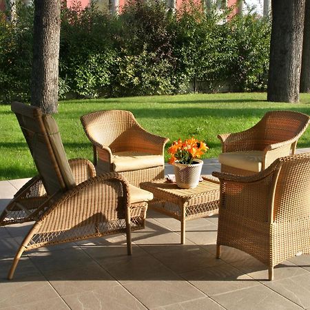 Residence Spiaggia D'Oro Дезенцано-дель-Гарда Екстер'єр фото